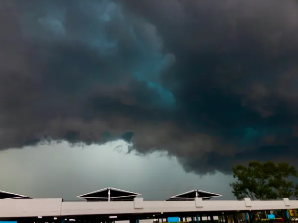Cloudy Skies and Passing Showers: Brisbane’s Final March Forecast